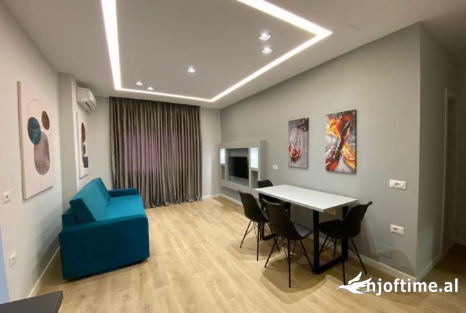 Shtepi me qera Apartament ne Tirane, 2+1, Mobilimi E mobiluar, Pagesa 650  Euro.