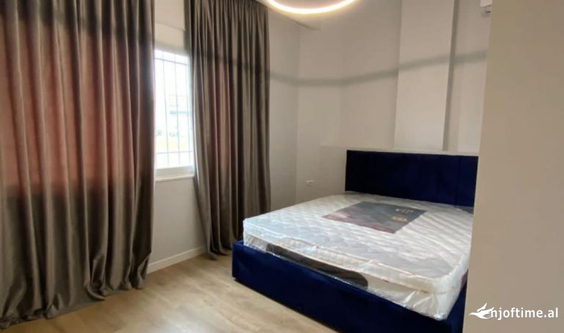 Shtepi me qera Apartament ne Tirane, 2+1, Mobilimi E mobiluar, Pagesa 650  Euro.