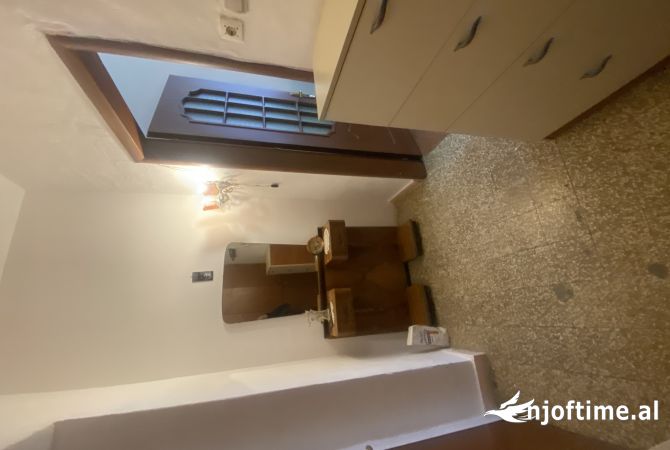 Shtepi me qera 1+1 ne Tirane - 500 Euro