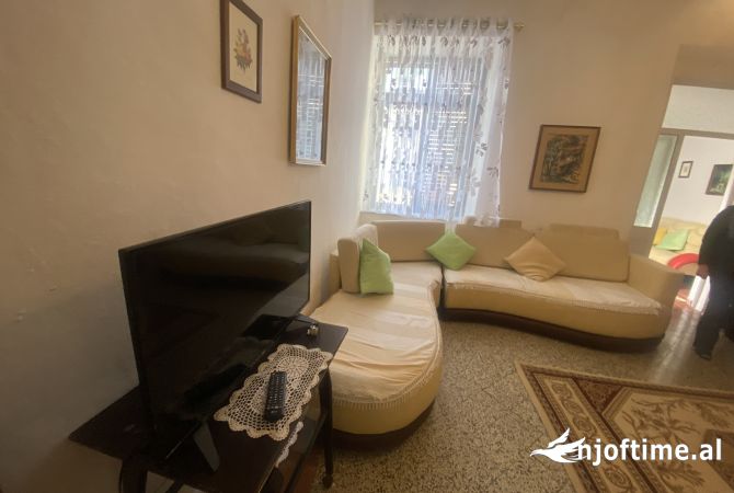 Shtepi me qera 1+1 ne Tirane - 500 Euro