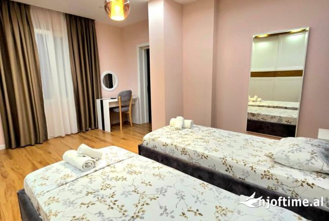 Shtepi me qera Apartament ne Tirane, 2+1, Mobilimi E mobiluar, Pagesa 650  Euro.