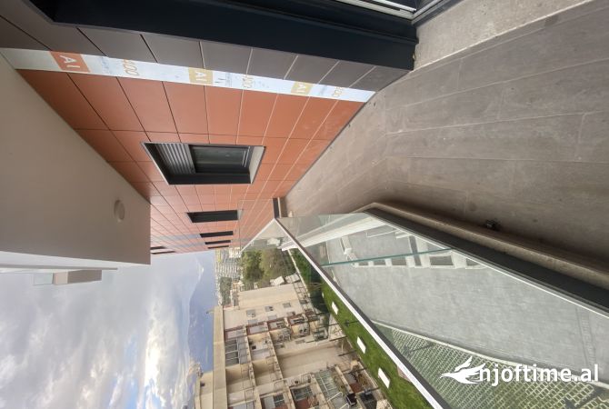 Shtepi ne shitje Apartament ne Tirane, 2+1, Mobilimi Bosh, pa mobiluar, Pagesa 218,000  Euro.