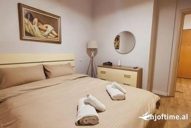 Shtepi me qera Apartament ne Tirane, 1+1, Mobilimi E mobiluar, Pagesa 500  Euro.