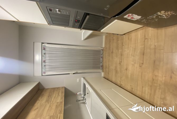 Shtepi me qera Apartament ne Tirane, 1+1, Mobilimi E mobiluar, Pagesa 550  Euro.