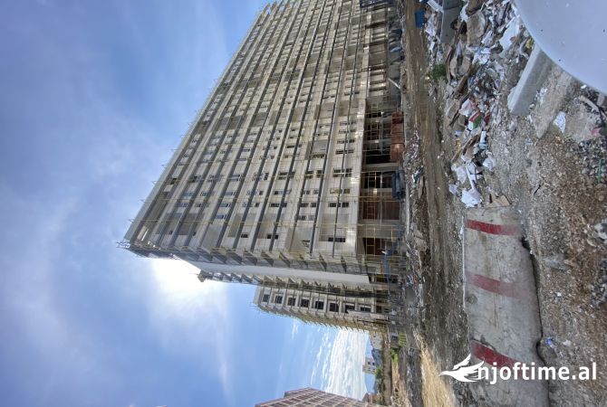 Shtepi ne shitje Apartament ne Tirane, 2+1, Mobilimi Bosh, pa mobiluar, Pagesa 96,000  Euro.