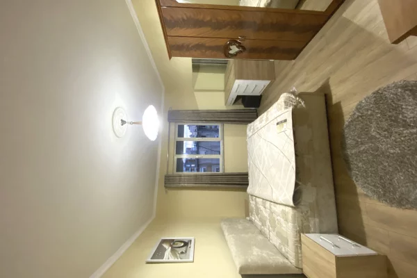 Shtepi ne shitje Apartament ne Tirane, 2+1, Mobilimi E mobiluar, Pagesa 135,000  Euro.