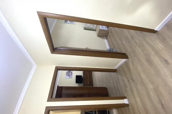 Shtepi ne shitje Apartament ne Tirane, 2+1, Mobilimi E mobiluar, Pagesa 135,000  Euro.