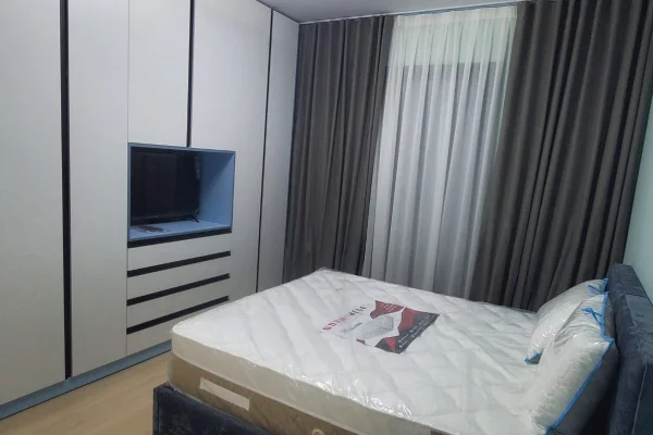 Shtepi me qera Apartament ne Tirane, 2+1, Mobilimi E mobiluar, Pagesa 1,200  Euro.