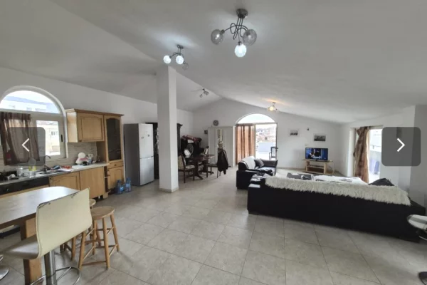 Shtepi me qera 1+1 ne Tirane - 450 Euro