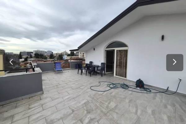 Shtepi me qera Apartament ne Tirane, 1+1, Mobilimi E mobiluar, Pagesa 450  Euro.