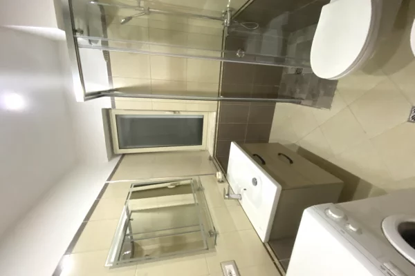 Shtepi me qera Apartament ne Tirane, 1+1, Mobilimi E mobiluar, Pagesa 550  Euro.