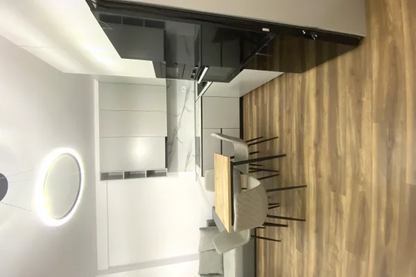 Shtepi me qera 2+1 ne Tirane - 900 Euro