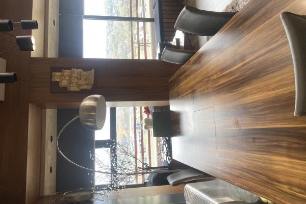 Shtepi me qera Penthose(kati i fundit panoramik) ne Tirane, 3+1, Mobilimi E mobiluar, Pagesa 1,700  Euro.