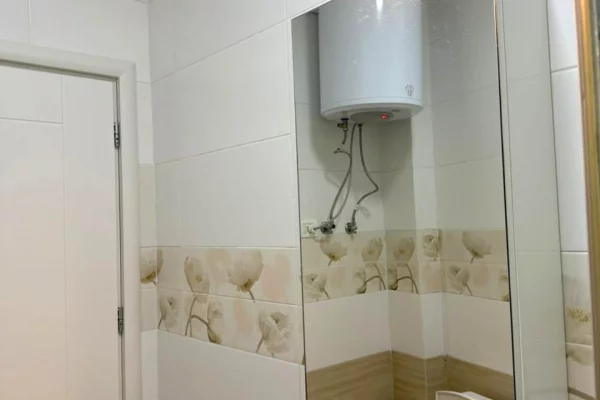 Shtepi me qera Apartament ne Tirane, 1+1, Mobilimi E mobiluar, Pagesa 550  Euro.