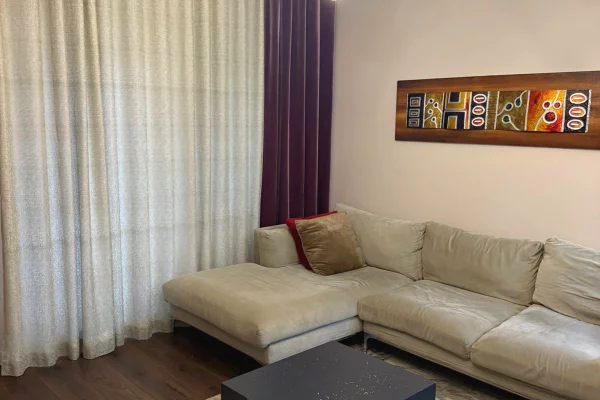 Shtepi me qera 1+1 ne Tirane - 600 Euro