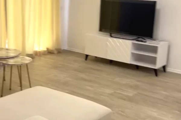 Shtepi me qera Apartament ne Tirane, 2+1, Mobilimi E mobiluar, Pagesa 800  Euro.