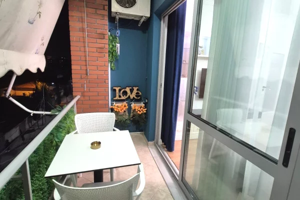 Shtepi me qera Apartament ne Tirane, 1+1, Mobilimi E mobiluar, Pagesa 500  Euro.