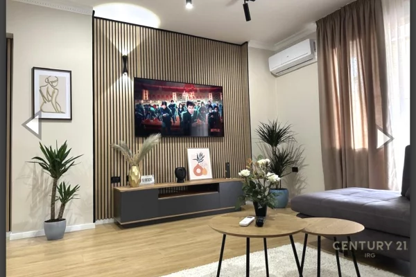 Shtepi me qera 2+1 ne Tirane - 1,500 Euro