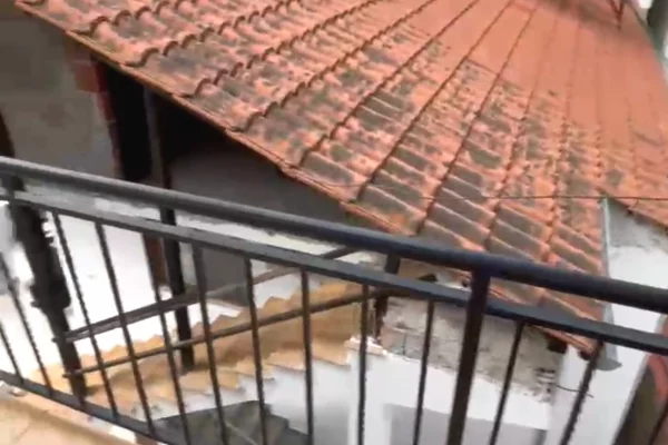 Shtepi me qera Apartament ne Tirane, 2+1, Mobilimi E mobiluar, Pagesa 450  Euro.