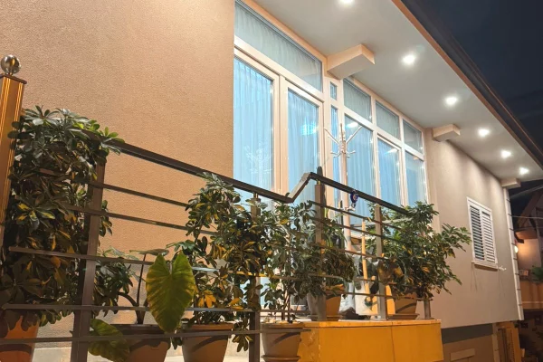 Shtepi me qera 2+1 ne Tirane - 700 Euro