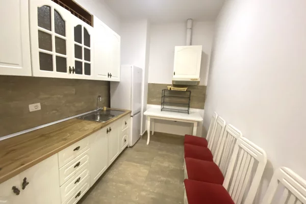 2+1,me verande,liqeni i thate,550 euro