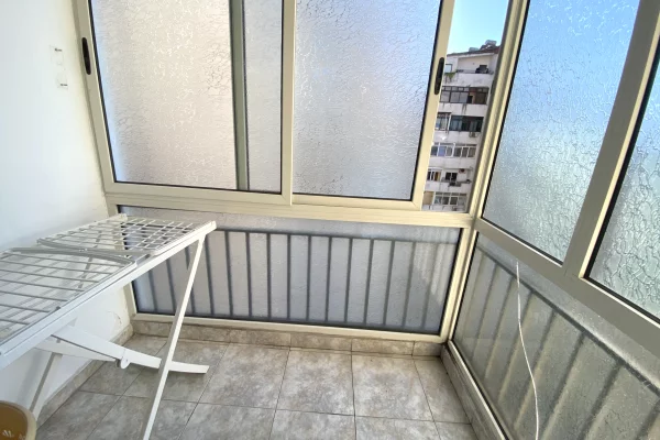 Shtepi me qera Apartament ne Tirane, 1+1, Mobilimi E mobiluar, Pagesa 650  Euro.