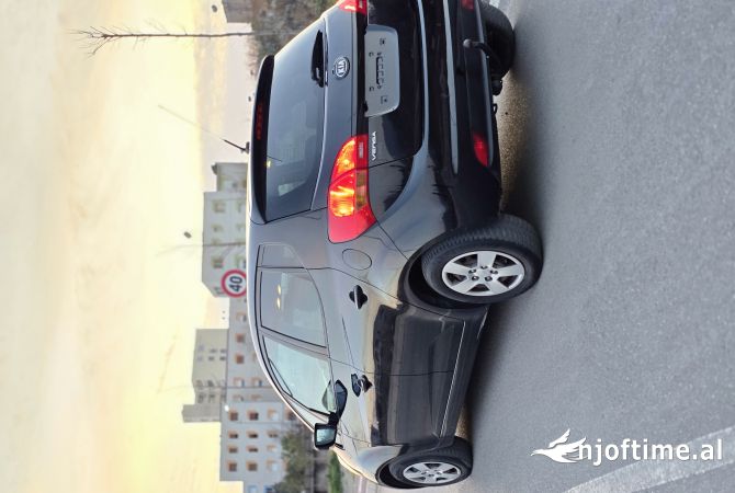 Makina ne shitje  ne Elbasan - 5,300 Euro