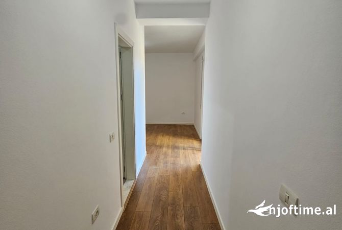 Shtepi ne shitje 1+1 ne Tirane - 155,000 Euro