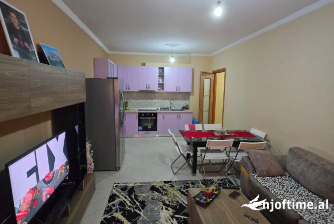 Shtepi ne shitje 2+1 ne Tirane - 130,000 Euro
