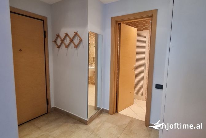 Shtepi me qera Apartament ne Tirane, 1+1, Mobilimi E mobiluar, Pagesa 700  Euro.