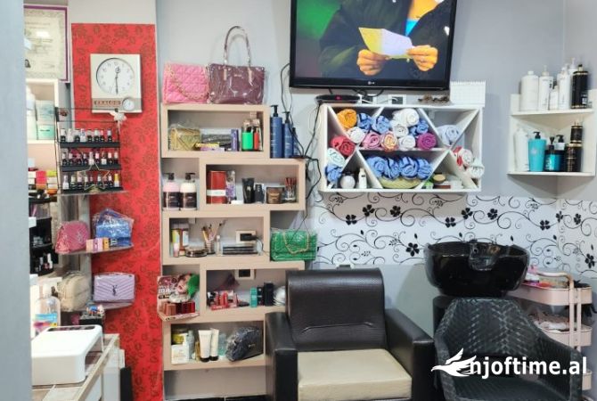 Ambient biznesi ne shitje 1+1 ne Tirane - 45,000 Euro