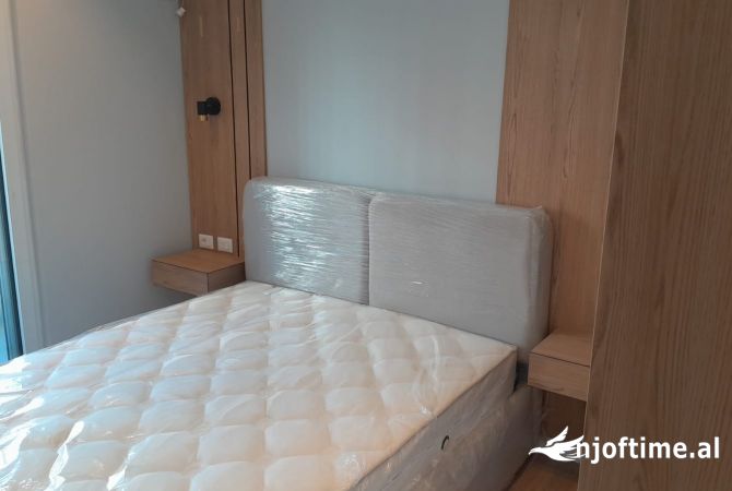 Shtepi me qera 1+1 ne Tirane - 700 Euro