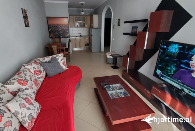 Shtepi me qera 2+1 ne Tirane - 45,000 Leke