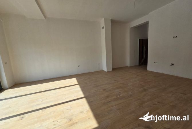 Shtepi ne shitje 1+1 ne Tirane - 162,380 Euro