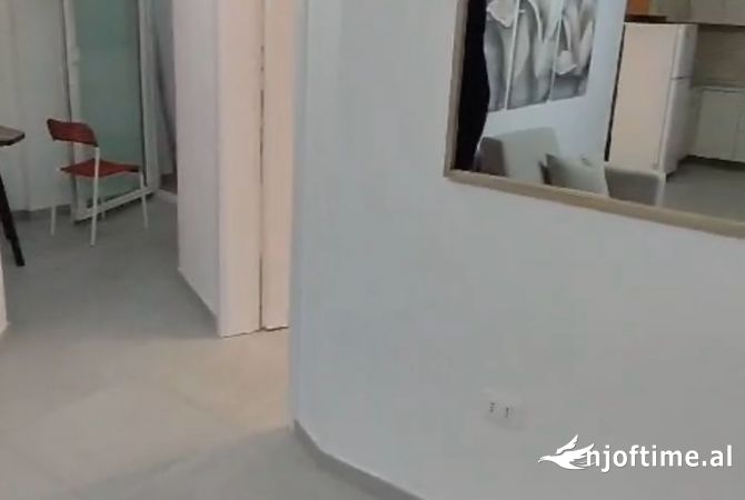 Ambient biznesi me qera 1+1 ne Tirane - 700 Euro