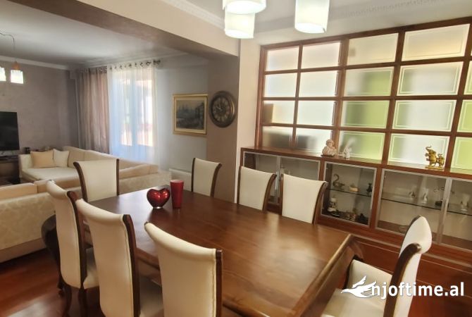 House for Rent 3+1 in Tirana - 2,500 Euro