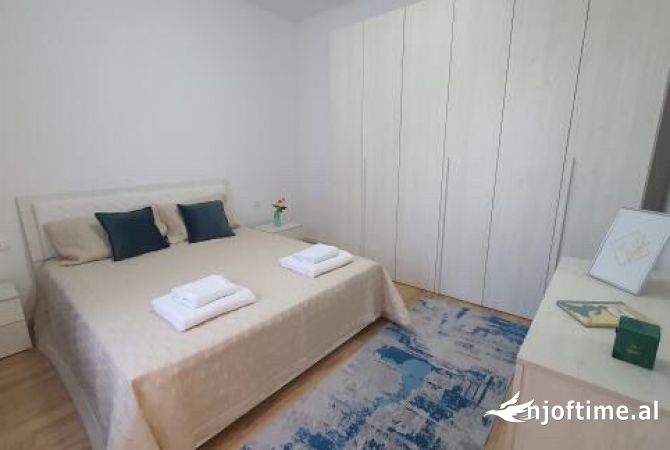 Shtepi me qera Apartament ne Tirane, 1+1, Mobilimi E mobiluar, Pagesa 600  Euro.