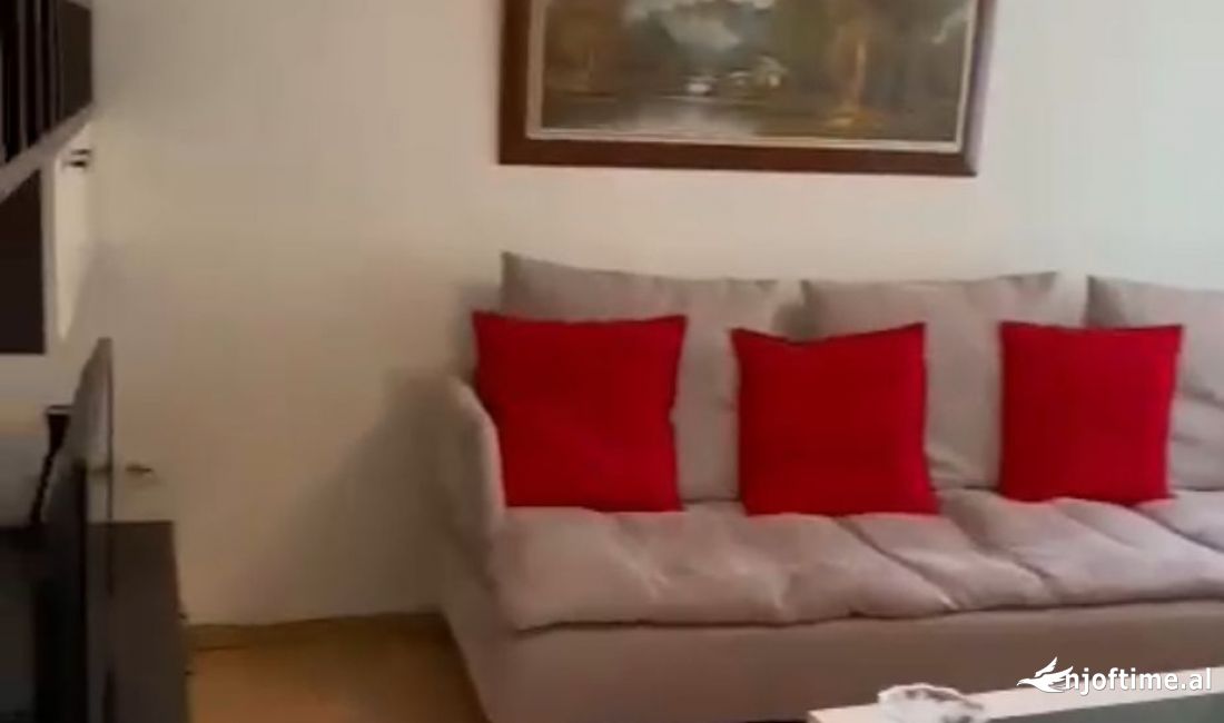 Shtepi me qera Apartament ne Tirane, 2+1, Mobilimi E mobiluar, Pagesa 650  Euro.