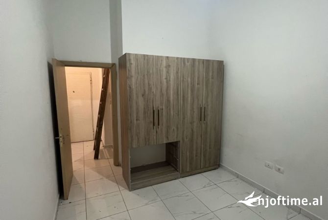 Shtepi ne shitje 1+1 ne Tirane - 150,000 Euro