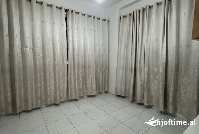 Shtepi ne shitje 1+1 ne Tirane - 150,000 Euro