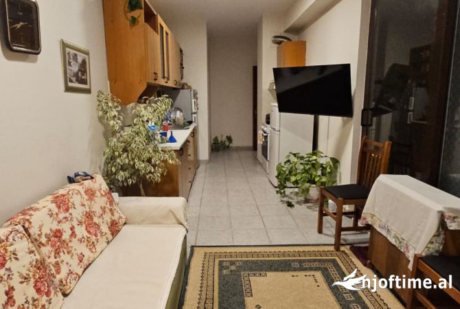 Shtepi me qera 3+1 ne Tirane - 700 Euro