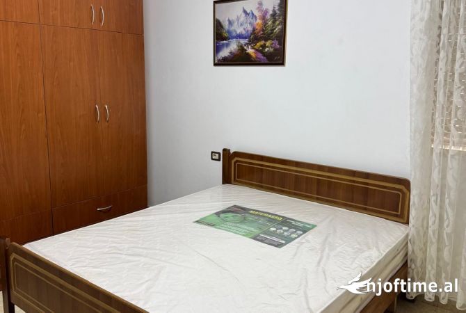 Shtepi me qera 1+1 ne Tirane - 450 Euro