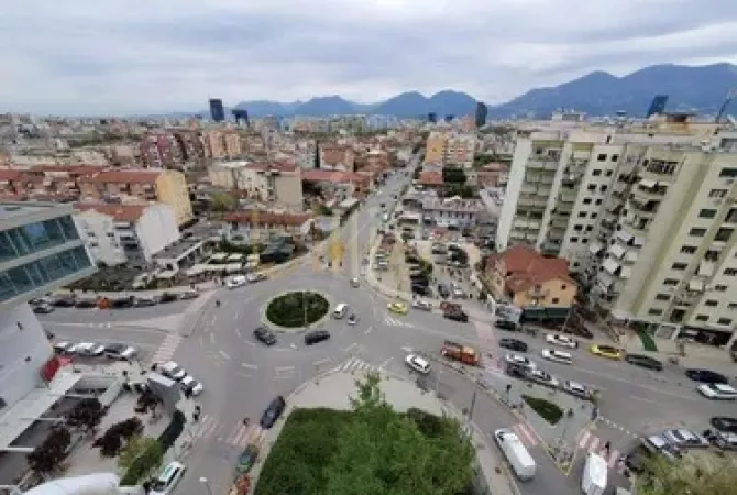 Business Property for Rent 1+1 in Tirana - 600 Euro