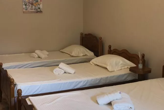 Shtepi me qera Shtepi Private ne Tirane, Garsoniere, Mobilimi E mobiluar, Pagesa 35,000  Leke.