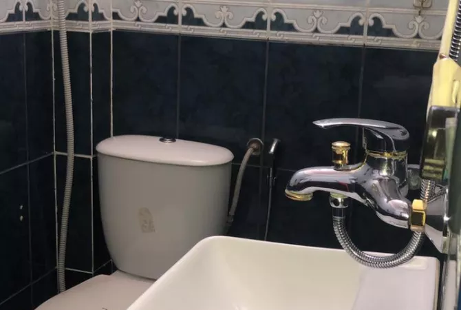 Shtepi me qera Shtepi Private ne Tirane, Garsoniere, Mobilimi E mobiluar, Pagesa 35,000  Leke.