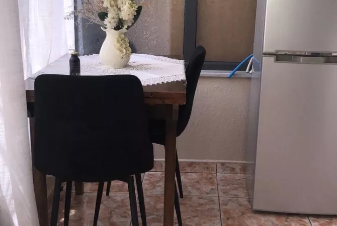 Shtepi me qera Garsoniere ne Tirane - 35,000 Leke