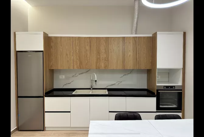 Shtepi me qera 2+1 ne Tirane - 600 Euro