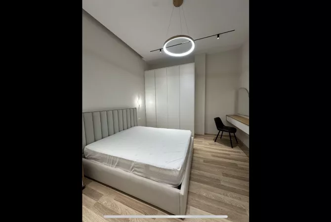 Shtepi me qera 2+1 ne Tirane - 600 Euro