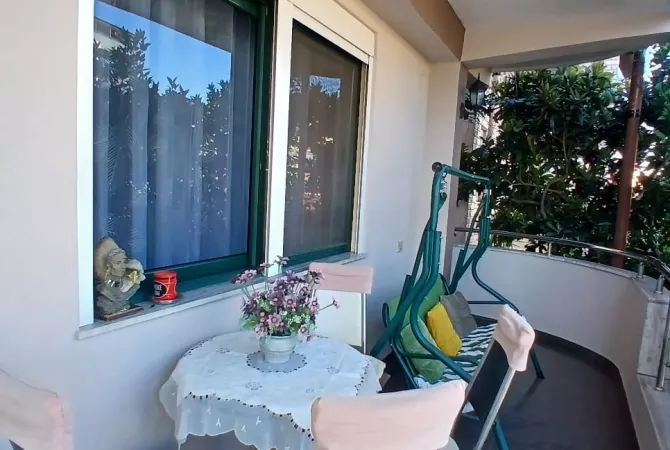 Shtepi me qera Apartament ne Tirane, 2+1, Mobilimi E mobiluar, Pagesa 550  Euro.