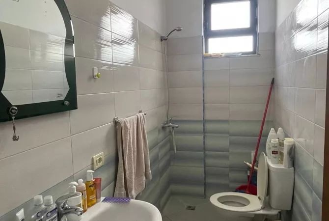 Shtepi me qera Garsoniere ne Tirane - 350 Euro